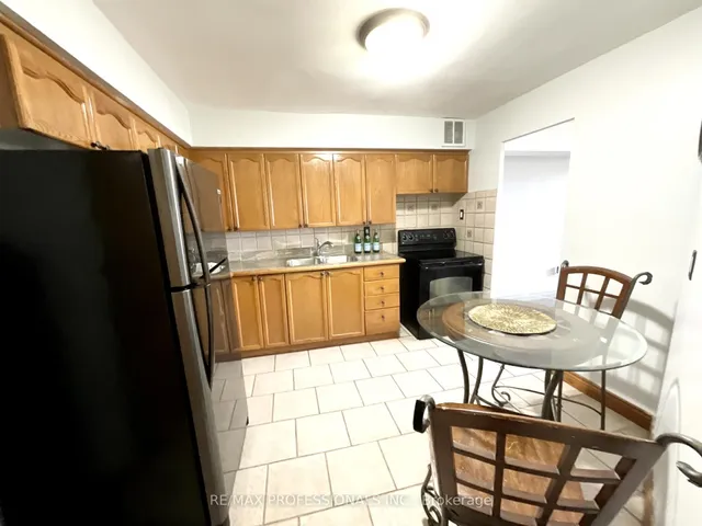 Additional image 16 of 551 The West Mall N/A Unit 1622