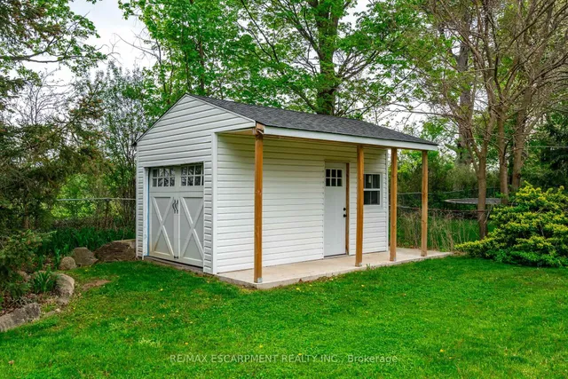 Additional image 46 of 13 Woodend Dr