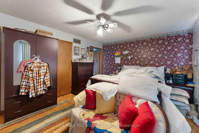 Additional image 5 of 3952 Longo Circ