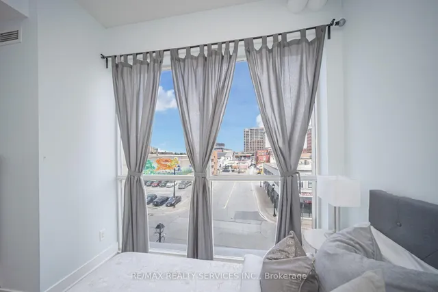 Additional image 33 of 9 George St Unit 303