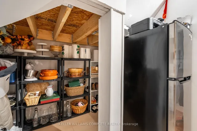 Additional image 7 of 1121 Cooke Blvd Unit 17