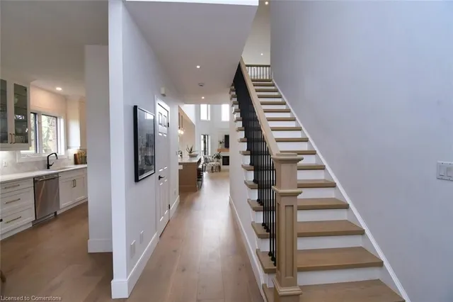 Additional image 3 of 46 Parkmanor Dr