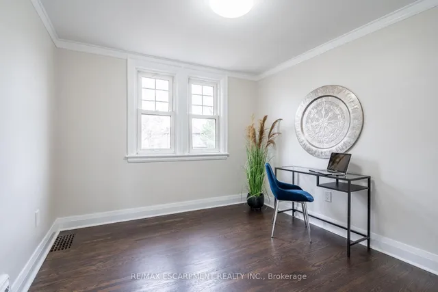 Additional image 23 of 11 Huxley Ave