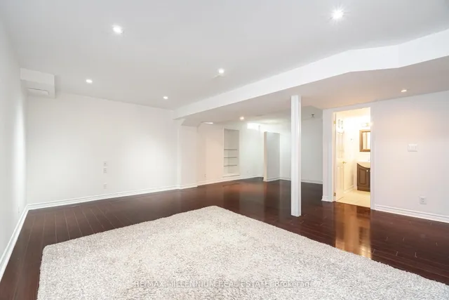 Additional image 40 of 961 Knotty Pine Grve