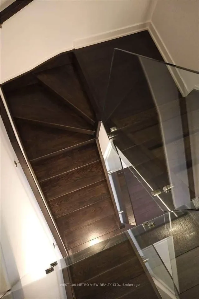 Additional image 9 of 5240 Dundas St Unit B208