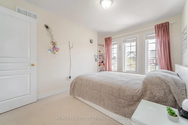 Additional image 30 of 15 Vanderpool Cres