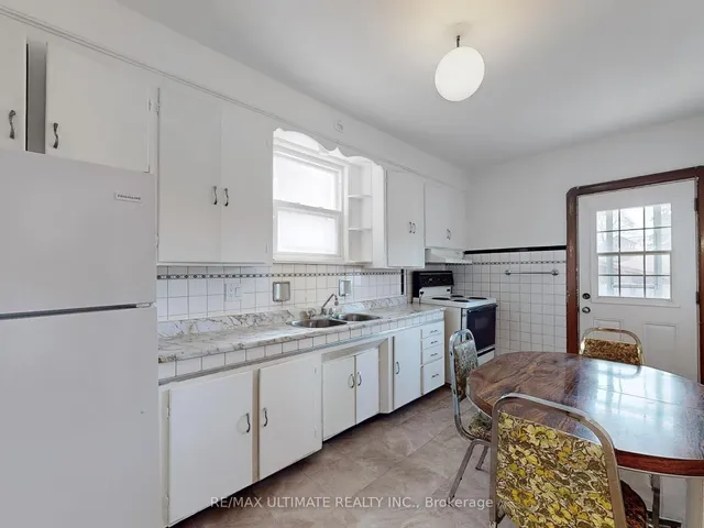 Additional image 11 of 1809 Dufferin St