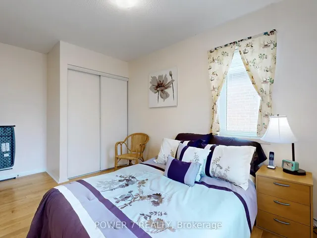 Additional image 28 of 83 Mondeo Dr Unit 515