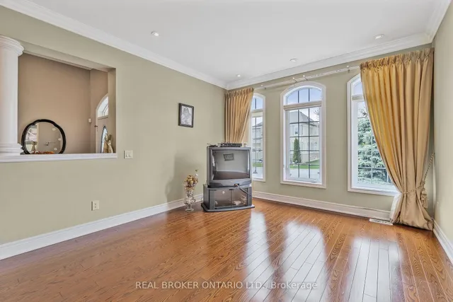 Additional image 10 of 28 Hampton Springs Dr