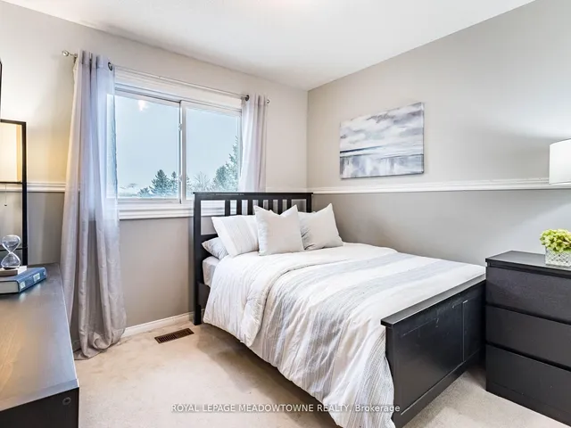 Additional image 25 of 73 Townley Cres