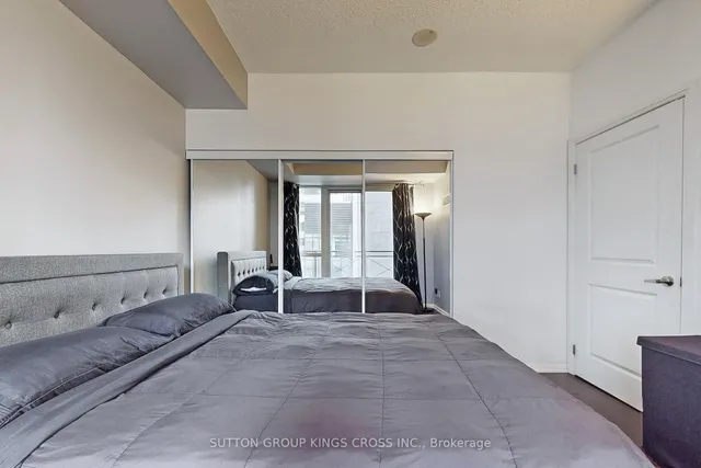 Additional image 18 of 35 Hayden St Unit 1112