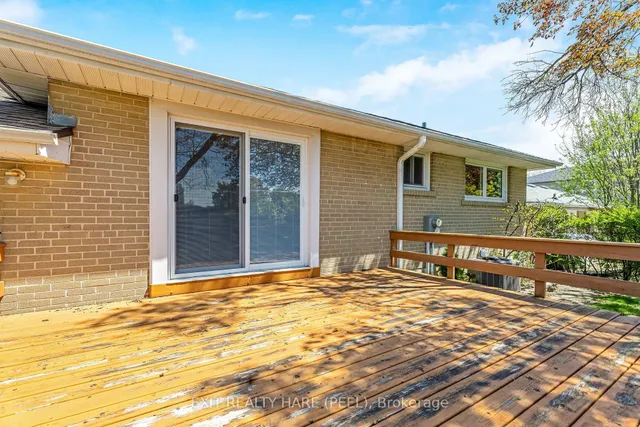 Additional image 31 of 44 Staveley Cres