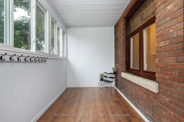 Additional image 4 of 55 Lynd Ave