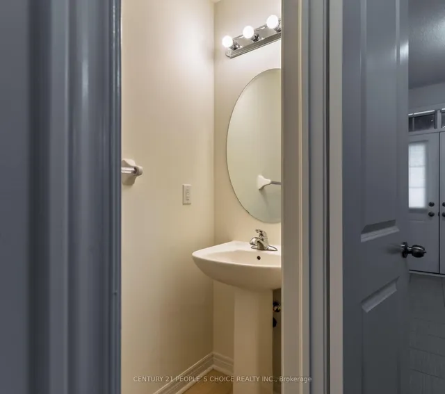 Additional image 19 of 61 Finegan Circ