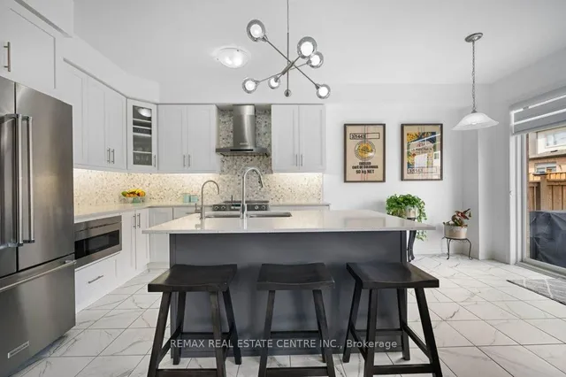 Additional image 9 of 137 Haldimand St