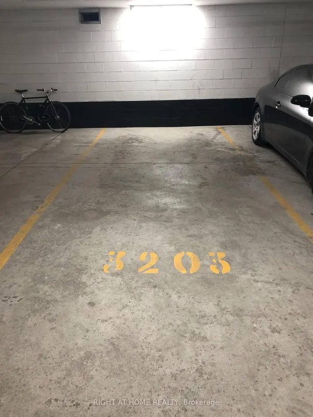 Additional image 30 of 15 Iceboat Terr Unit 2709