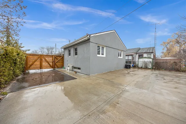 Additional image 29 of 962 Midland Ave