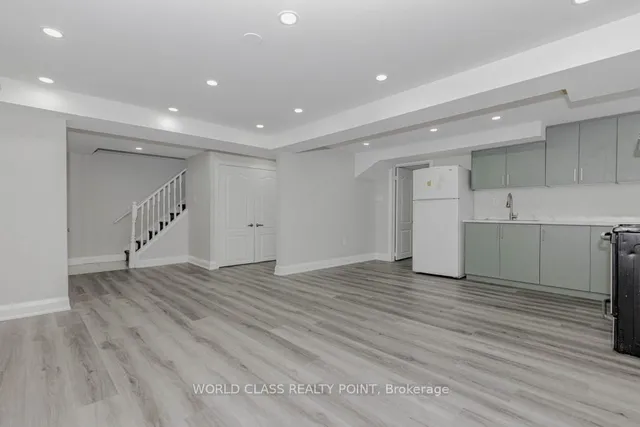 Additional image 40 of 2 Gervais Dr