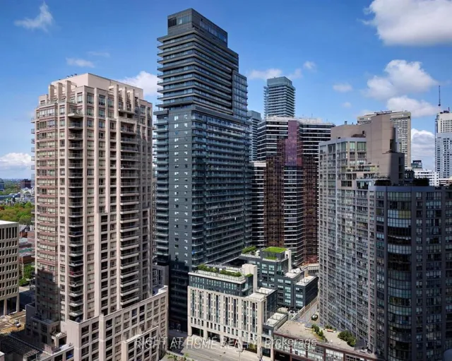 Additional image 34 of 955 Bay St Unit 2702