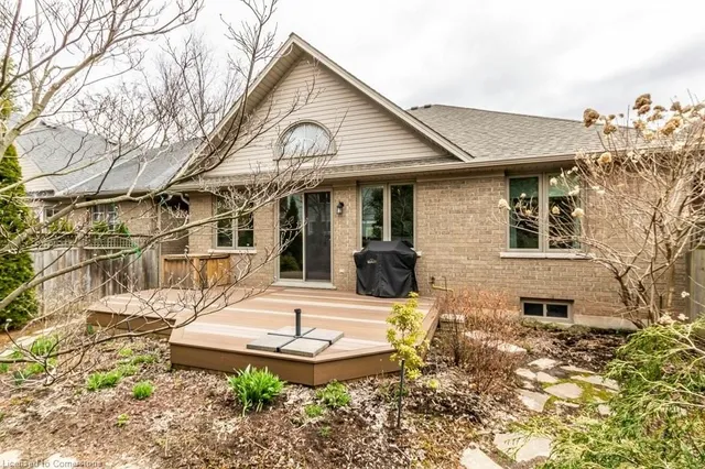 Additional image 38 of 2141 Caroline St Unit 8