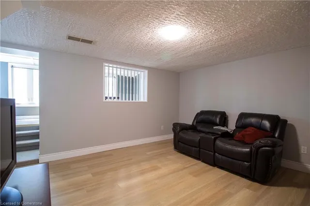 Additional image 38 of 187 Clover Pl