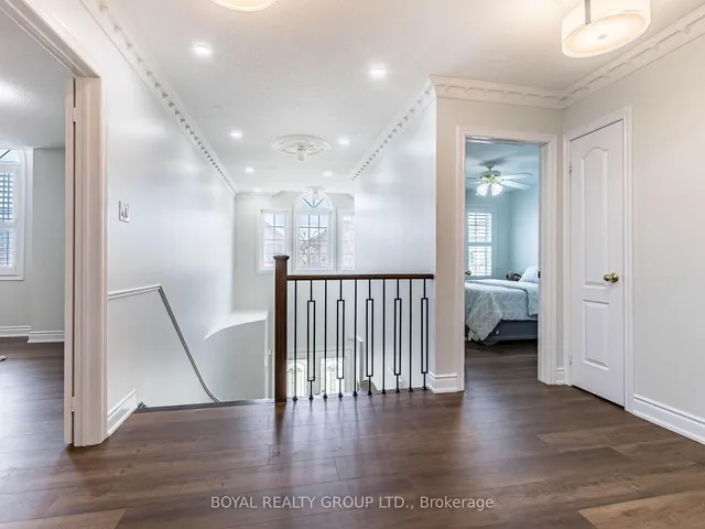 Additional image 22 of 13 Crevice Gate