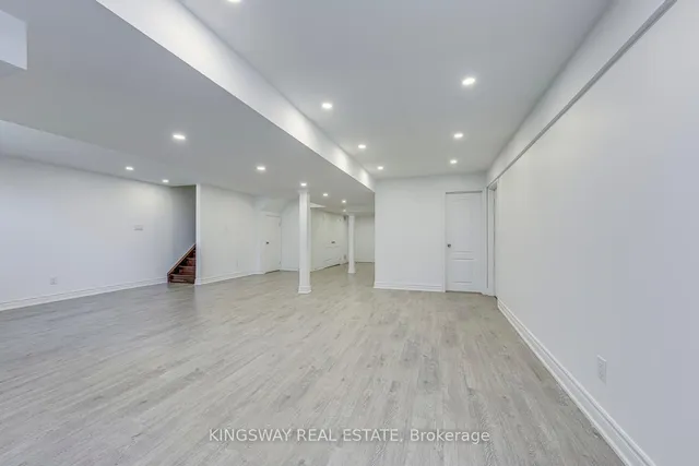 Additional image 43 of 3232 Larry Cres