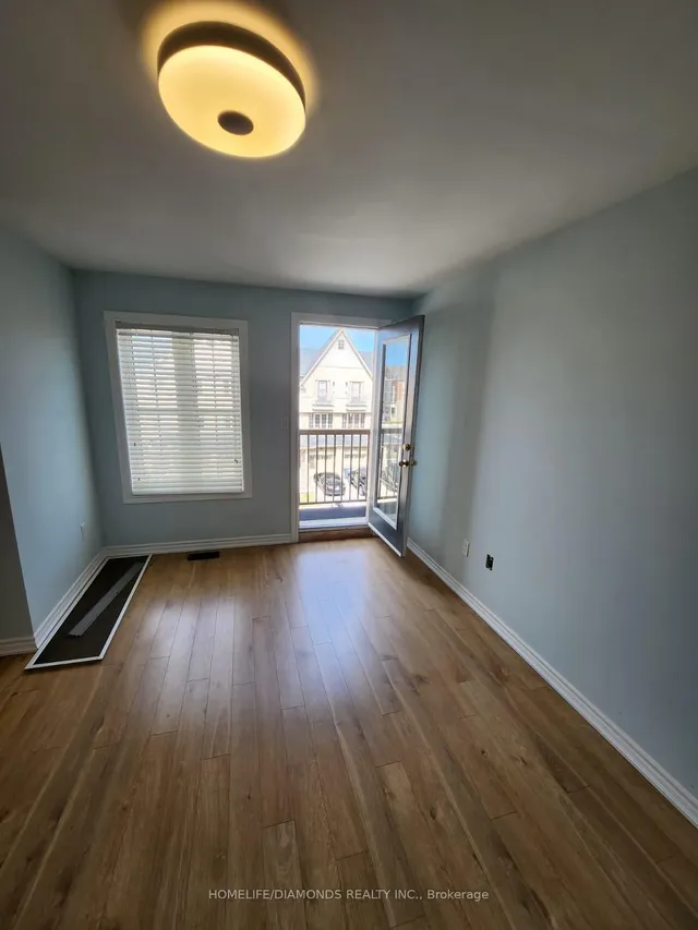 Additional image 2 of 43 Sprucewood Rd