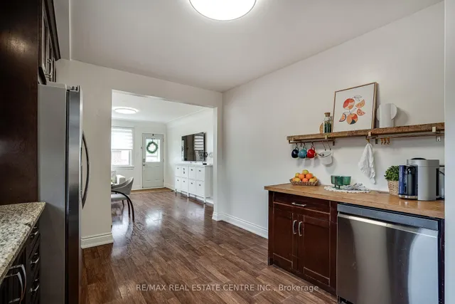 Additional image 21 of 151 Corman Ave