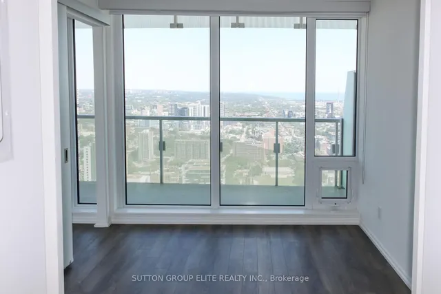 Additional image 20 of 197 YONGE St Unit 4902