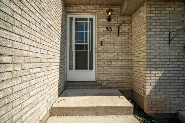 Additional image 2 of 1396 Upper Ottawa St Unit 33