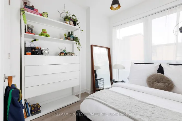 Additional image 18 of 9 Tecumseth St Unit 425