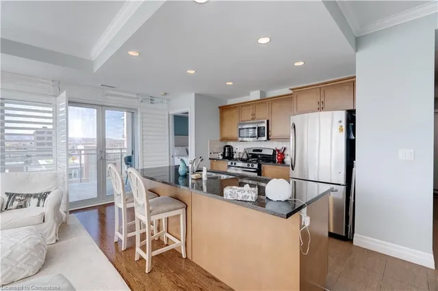 Additional image 4 of 360 Pearl St Unit 1204