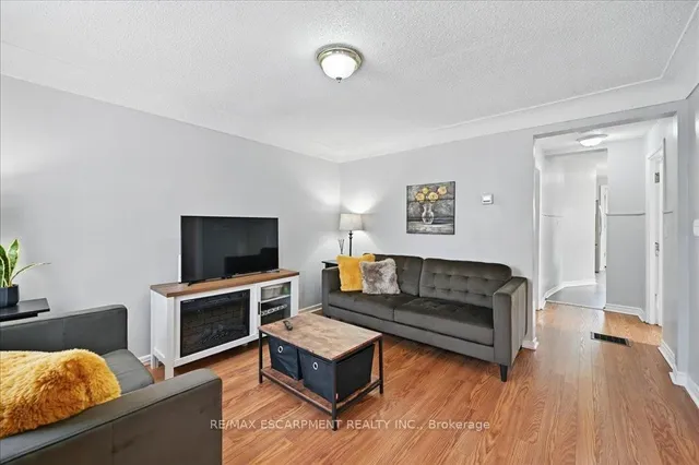 Additional image 6 of 142 Julian Ave