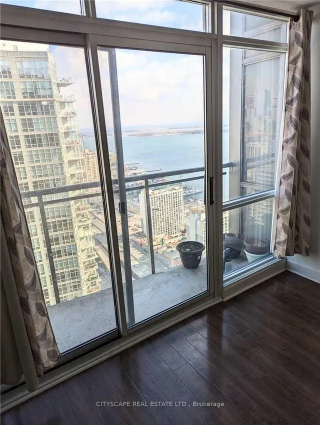 Additional image 12 of 11 Brunel Crt Unit 5508