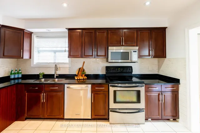 Additional image 10 of 6 Baskerville Cres