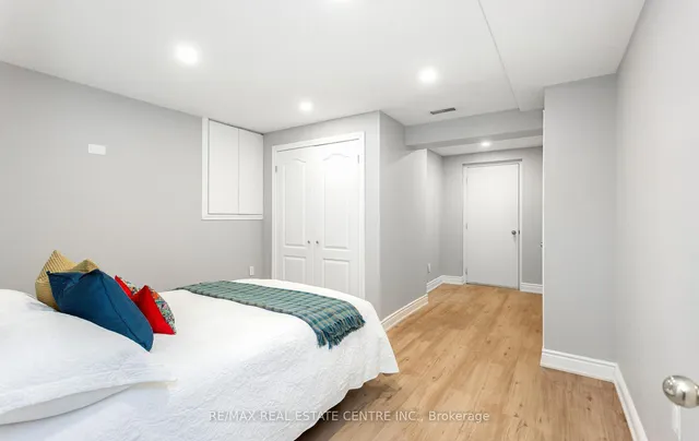 Additional image 44 of 1731 Riverbrook Cres