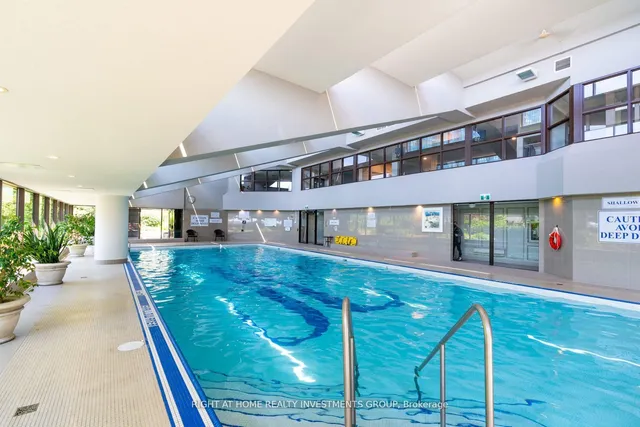 Additional image 22 of 65 Harbour Sq Unit 1910