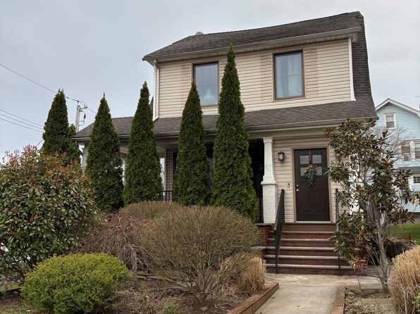 Property image for 47 Highview Ave, Staten Island, NY 10301