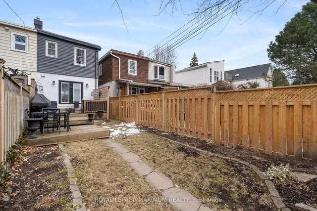 Additional image 44 of 527 Merton St