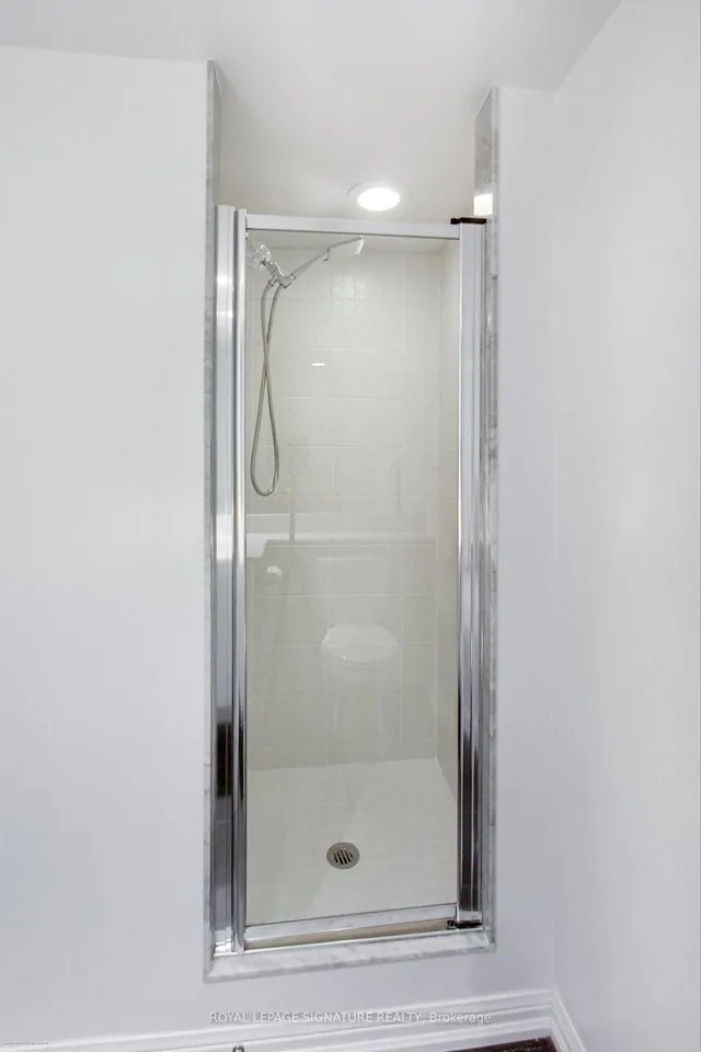 Additional image 17 of 125 Western Battery Rd Unit 1509