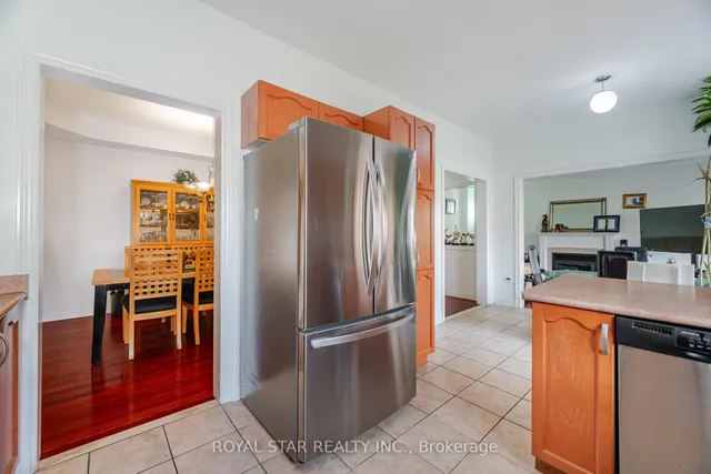 Additional image 11 of 21 Baylawn Circ