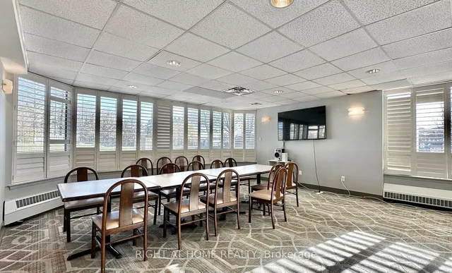 Additional image 12 of 350 Alton Towers Circ Unit 311