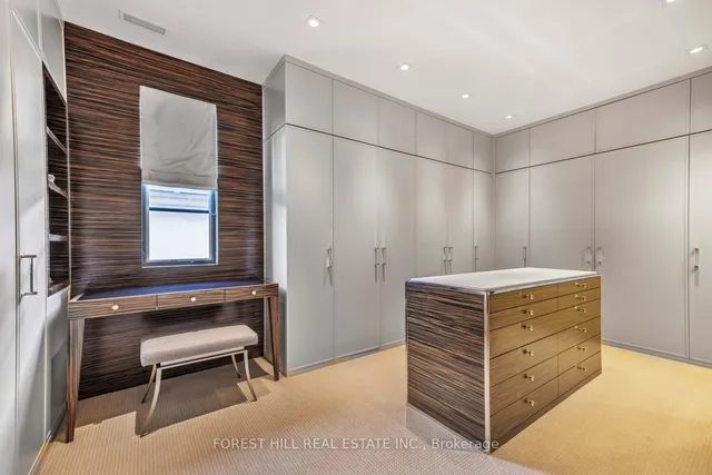 Additional image 23 of 221 Dunvegan Rd