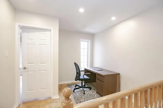 Additional image 18 of 39 Saddletree Tr