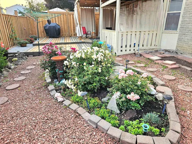 Additional image 37 of 98 Mikado Cres