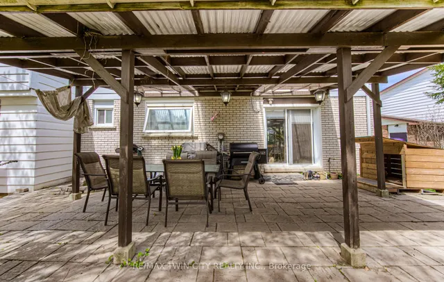 Additional image 37 of 92 Pinehurst Cres