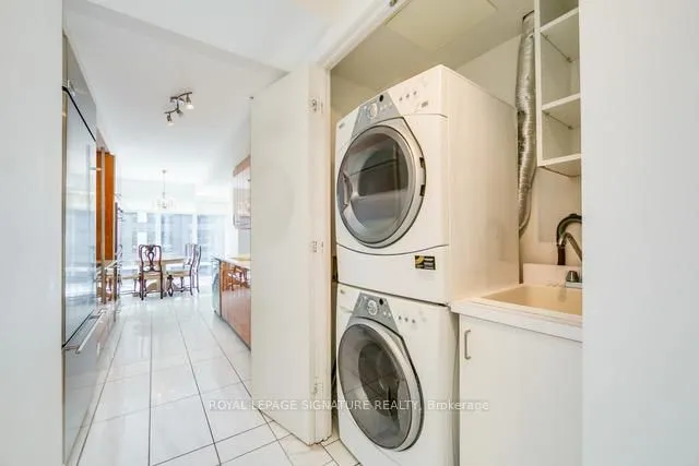 Additional image 23 of 2181 Yonge St Unit 3103