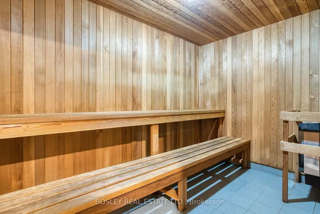 Additional image 45 of 50 Lombard St Unit 2104