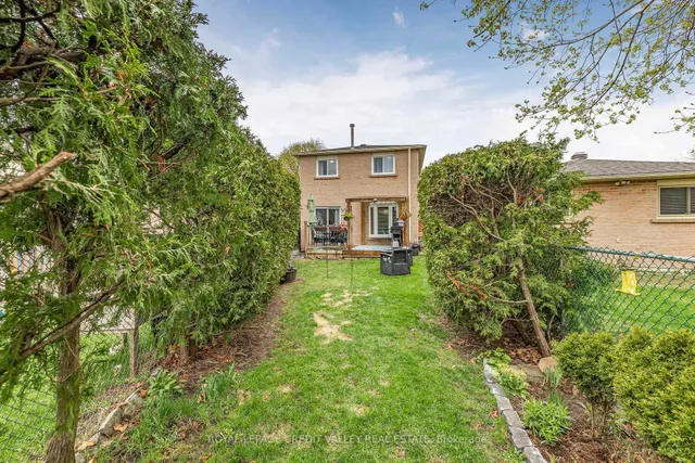 Additional image 40 of 65 Martindale Cres